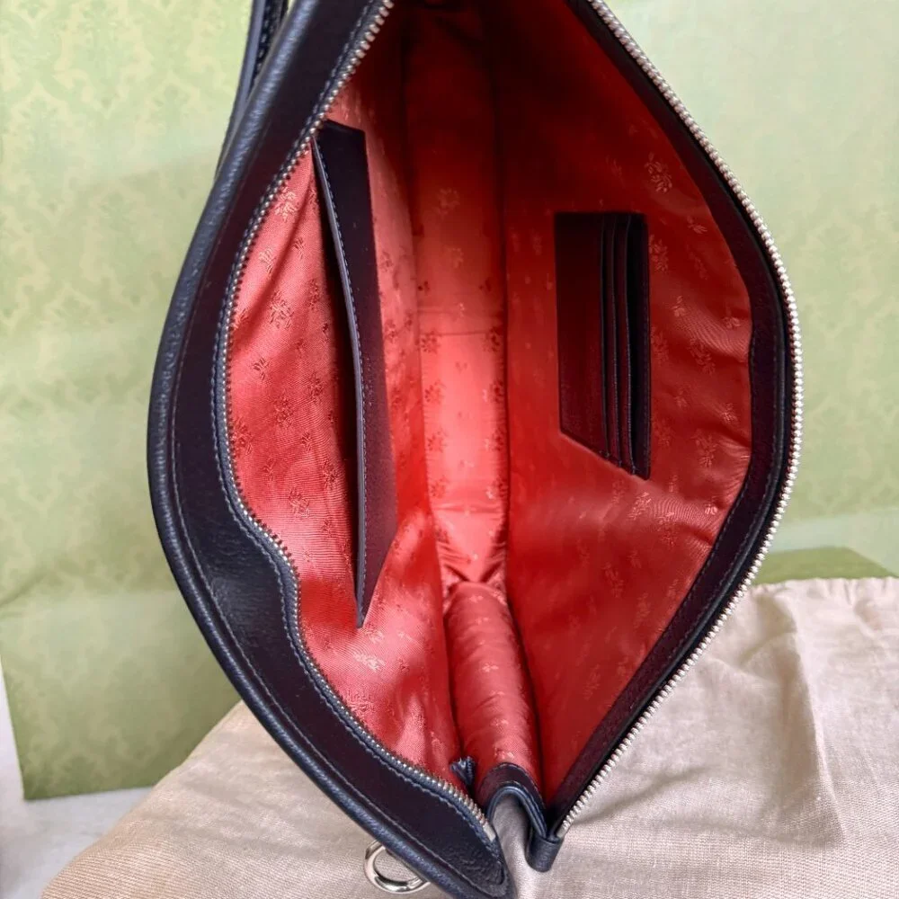 Gucci 752595 Unisex Interlocking Medium GG Messenger Bag‎